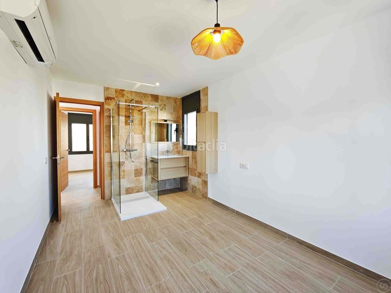 Foto 00f39225-c31e-4aa1-b6a8-02a2df86c535. Dúplex amb calefacció aparcament a Muga - Gran Reserva - Badia Empuriabrava