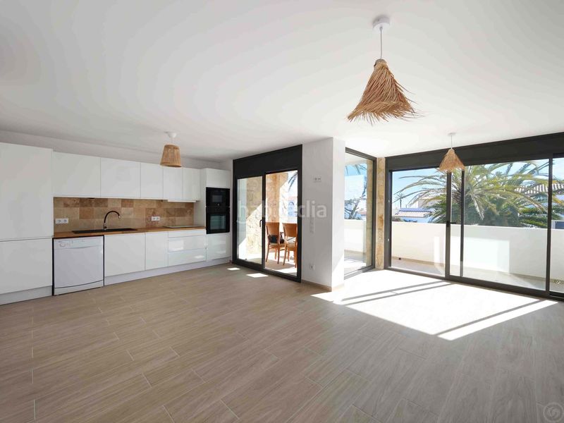 Foto 2ccc9cd4-a4a3-47c6-b372-1e285d812446. Dúplex amb calefacció aparcament a Muga - Gran Reserva - Badia Empuriabrava