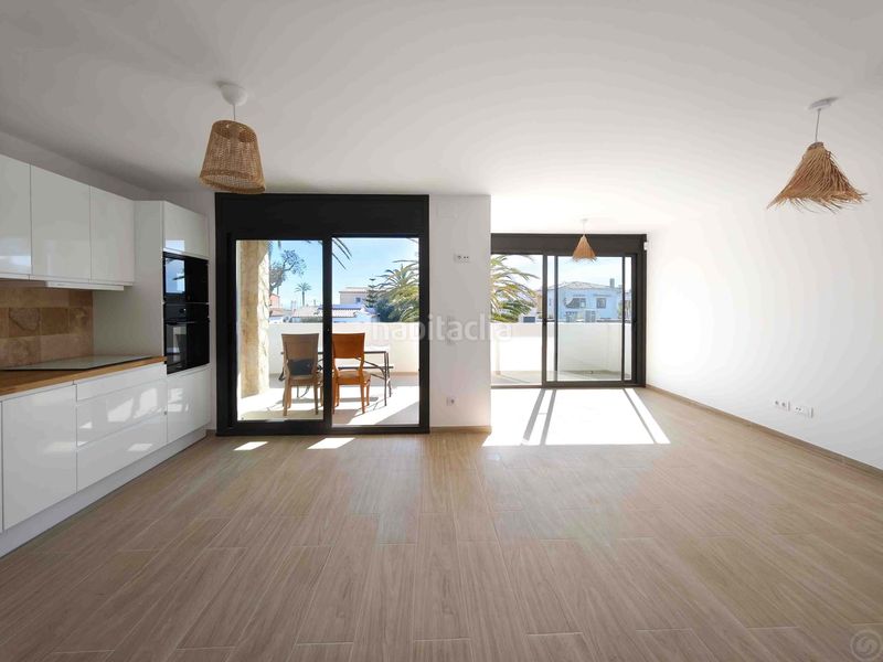 Foto a0014973-814b-4b9d-9baf-c1b49b47b8ed. Dúplex amb calefacció aparcament a Muga - Gran Reserva - Badia Empuriabrava