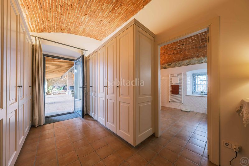 Foto aaccee17-7e1f-41f1-9184-1615635ebde2. Casa amb calefacció aparcament piscina a Llagostera