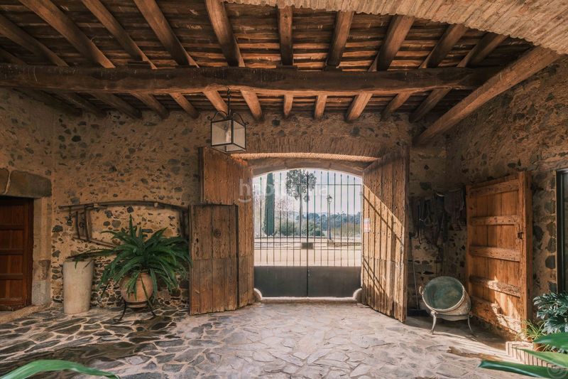 Foto b1be1093-9a12-4269-99bf-2148dc8c1d57. Casa amb calefacció aparcament piscina a Llagostera