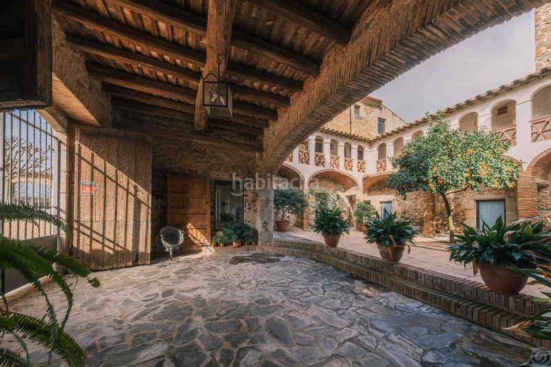 Foto b8b61eb9-3c04-416d-82e4-5c459b3e3ea5. Casa amb calefacció aparcament piscina a Llagostera