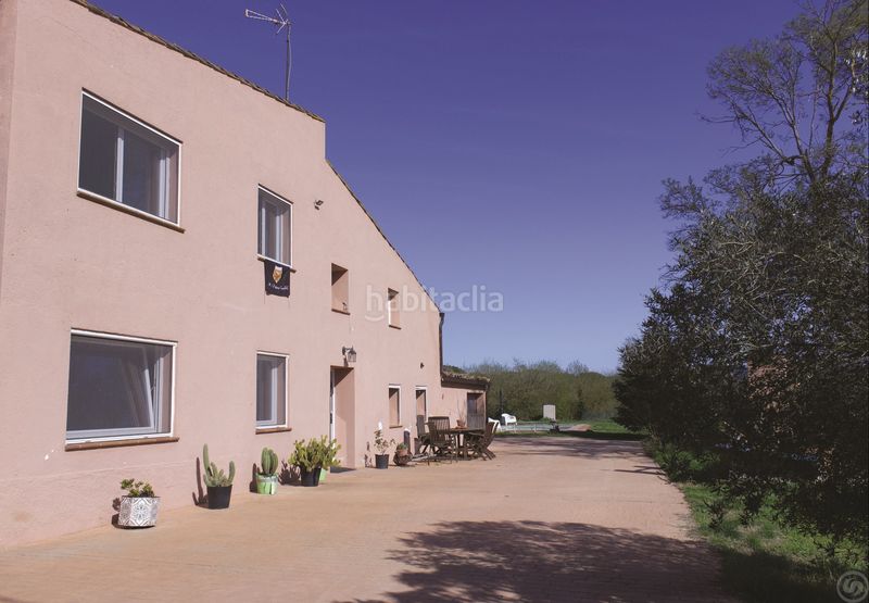 Foto f747e134-a6c2-4cb1-b696-7f626c908a6d. Casa amb calefacció piscina a Centre Vidreres