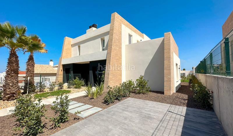 Foto b58bb577-66d0-4e04-98a5-35f4acbc86bd. Promotion Semi-adosado LEROS dans Algorfa. Logements de biens neufs