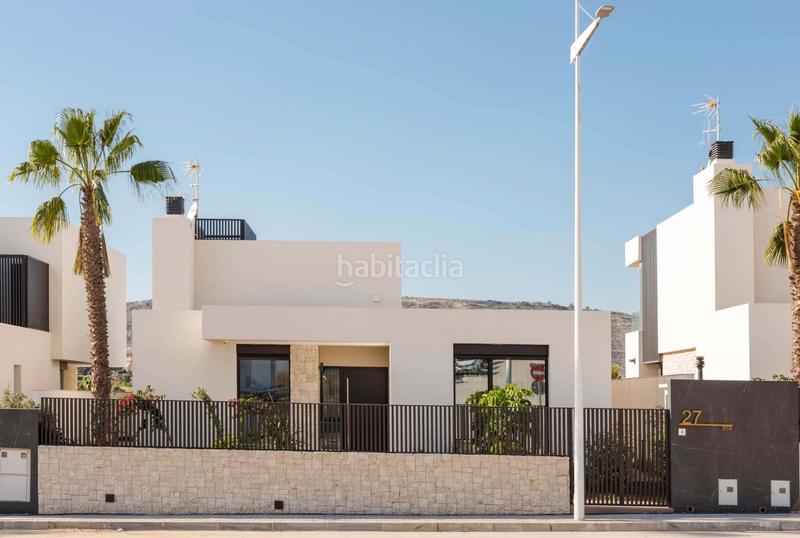 Foto 79481e14-54e0-47bf-a683-8bffbe2bfa5a. Chalet 147m<sup>2</sup> con riscaldamento parcheggio piscina in Algorfa