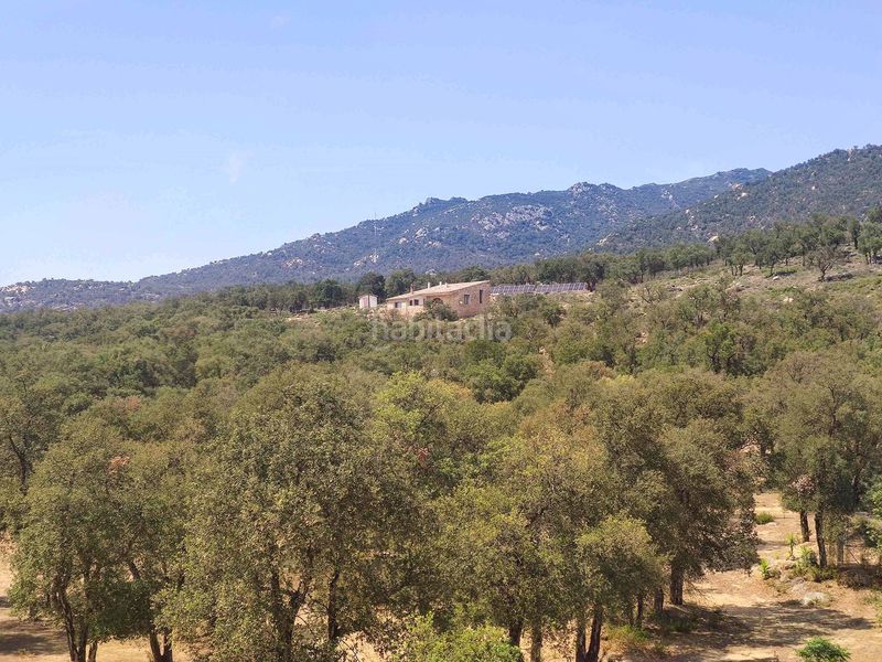 Foto e3dc739e-a12e-4c2a-8c28-16abc8d1b8e4. Country house with heating parking in Jonquera (La)
