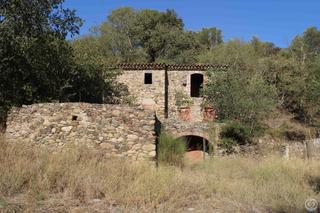 Terreny residencial a Rabós. Molino del siglo xii con terreno de 2,2 hectáreas en rabós, a po