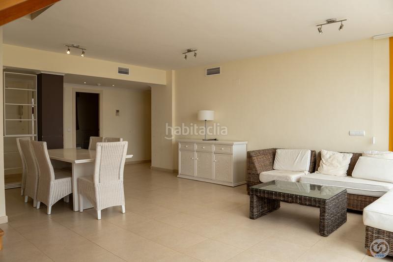 Foto ecf7cc47-ed46-4f92-8b0c-033dde31a27a. Duplex avec parking piscine dans Zona Levante - Playa Fossa Calp