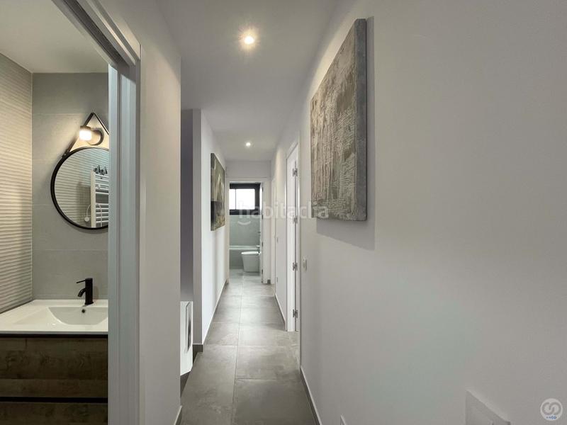 Foto 1ee6017b-9eb3-4fd6-9d5c-8bdad6796ce5. Casa adossada amb calefacció aparcament piscina a Empuriabrava