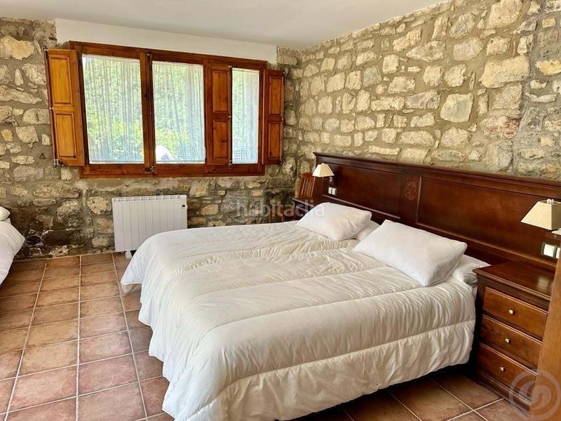 Foto 1d3e299c-e037-4ec5-a477-8eb3674391b8. Casa amb calefacció aparcament a Vall de Bianya (La)