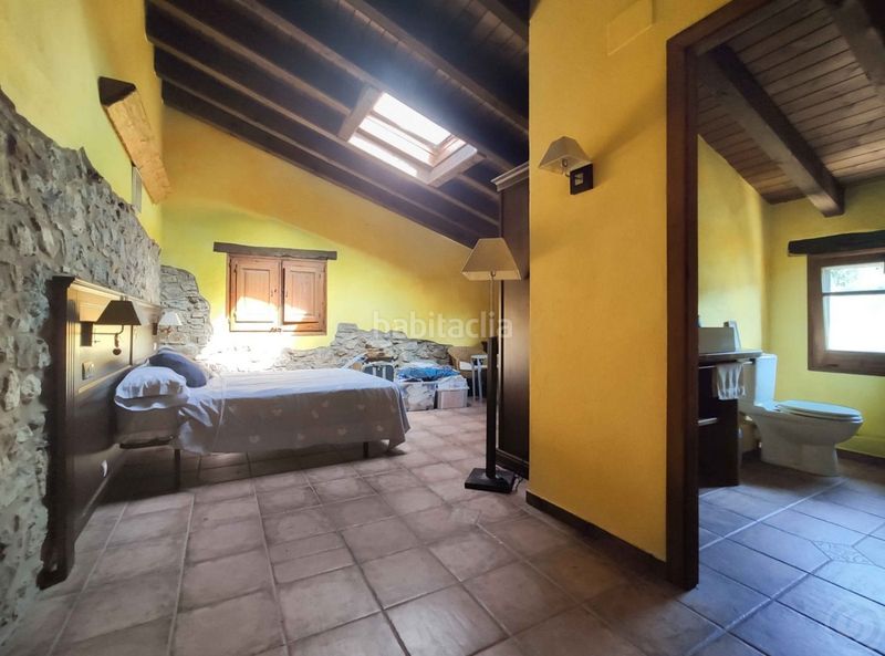 Foto ad4186e0-a407-4053-bff8-ad81ee08a951. Casa amb calefacció aparcament a Vall de Bianya (La)