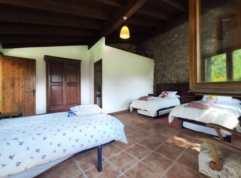Foto d6612c24-7728-4496-a9c0-09743bd2fe9b. Casa amb calefacció aparcament a Vall de Bianya (La)