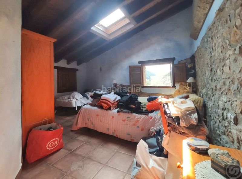 Foto d9b1b206-6498-40bc-8b3e-c92a45ac2799. Casa amb calefacció aparcament a Vall de Bianya (La)