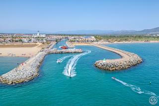 Casa a Salins - Cavall de Mar. Esta espectacular casa reformada en los canales de empuriabrava
