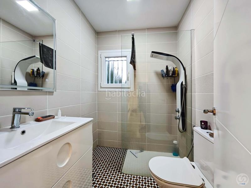 Foto f299058e-6ad4-434a-bfa7-b0272218fc81. Casa adossada amb aparcament piscina a Puigmal - Mas Nou Empuriabrava