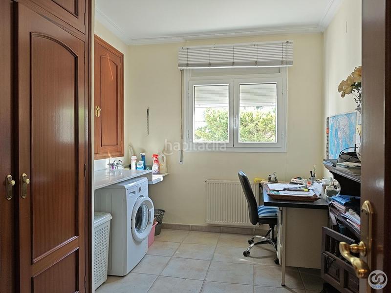 Foto d58b9cb5-9273-4edf-9450-b13bf5653ed5. Casa villa de lujo con amplios espacios, jardín privado y garaje para 2 coches. disfruta de vistas panorámicas, acabados de al en Roses