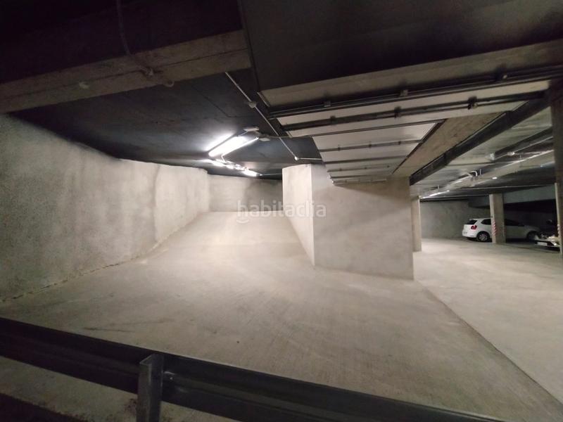 Foto 5846db2a-7dae-491d-a8e8-9e09cdb46d74. Autoparkplatz in avinguda can serra 3 in Montgat