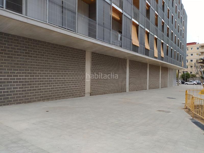 Foto 7835a3f7-5718-4d5b-acf3-4c88a950c7f1. Geschäftsraum in La Gavarra Cornellà de Llobregat