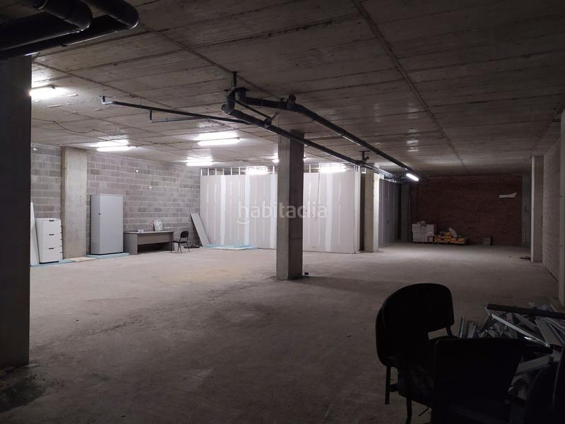 Foto c454dd93-9462-476b-b461-ffd212459010. Geschäftsraum in La Gavarra Cornellà de Llobregat