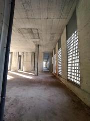 Local Comercial a Avinguda del vuit de mar 38. Local en venda a gav