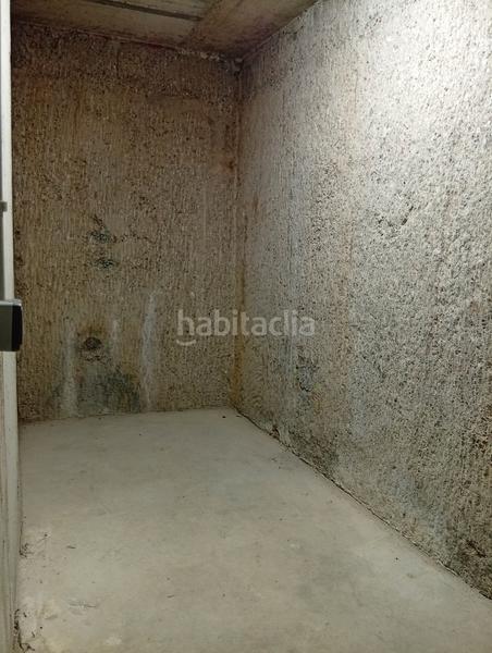 Foto b97ac21d-97a8-449f-9e0d-1dea2f638e1e. Aparcament cotxe a carrer d'anselm clavé 21 a Centre-Can Nadal Sant Feliu de Llobregat