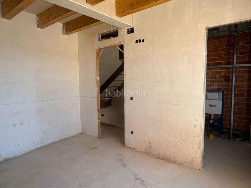 Foto 8f2b0ed3-3b0a-4f84-a6fc-91917d70120f. Casa aparellada a carrer cervantes 1 a Poble Calonge