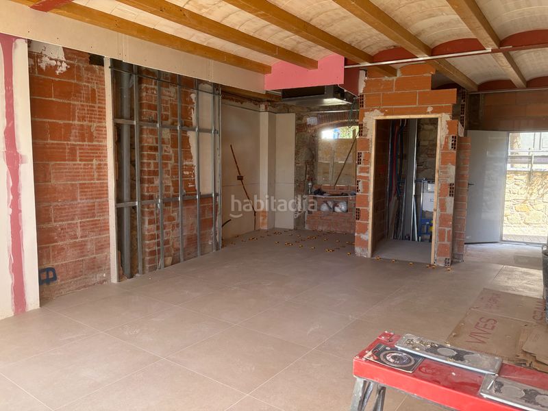 Foto f4504aff-1fe3-430d-97ac-d41d770ea3e4. Casa aparellada a carrer cervantes 1 a Poble Calonge