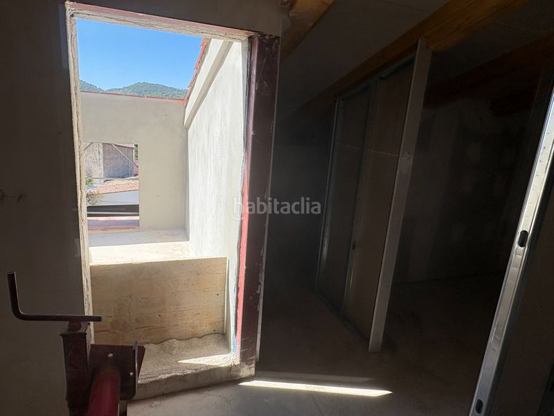 Foto f758500d-f5f1-4959-9363-bbe6af852f67. Casa aparellada a carrer cervantes 1 a Poble Calonge