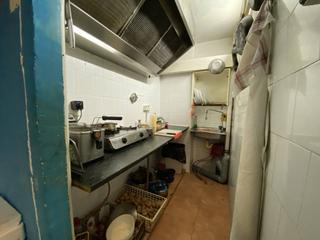 Umzug Geschäftsraum in El Camp de l´Arpa del Clot. Traspaso restaurante c2 san marti