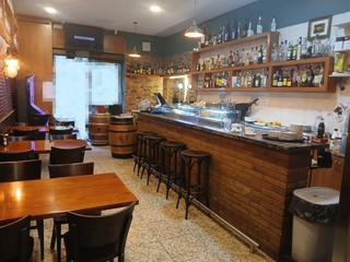 Traspàs Local Comercial a El Camp de l´Arpa del Clot. Traspasa barrestaurante c3 en el clot con terraza