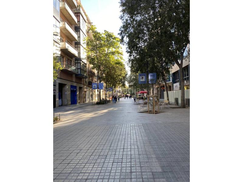 Foto ee598872-8698-4700-8431-511c22521001. Pas-de-porte local commercial dans Dreta de l´Eixample Barcelona