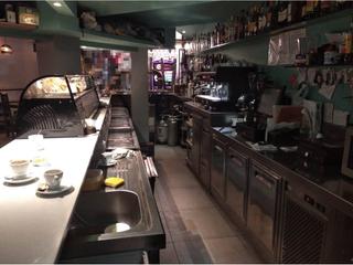 Umzug Geschäftsraum in El Camp d´en Grassot i Gràcia Nova. Traspasa barrestaurante c3 cerca pg san joan con terraza