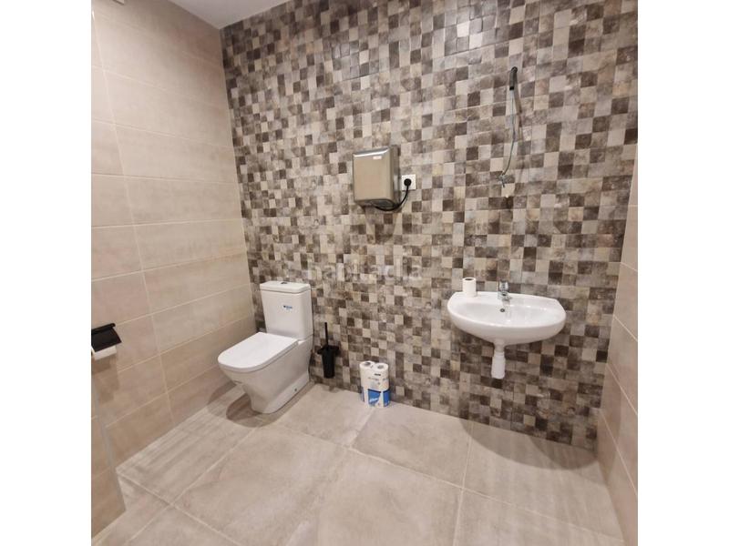 Foto 2c230cfa-acd5-4b87-b9e4-c9b7c8df10f0. Affitto locale commerciale in Montmeló