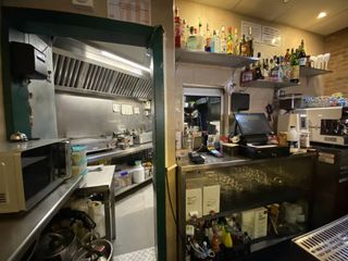 Traspàs Local Comercial a Congrés - Indians. Traspaso cafetería bar c2 mixto con salida de humo en maragall c