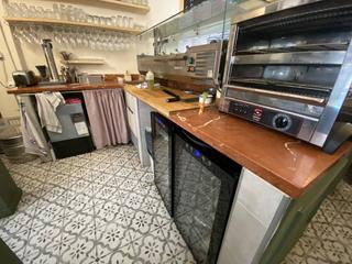 Traspàs Local Comercial a Dreta de l´Eixample. Traspaso bar c1 zona urquinaona