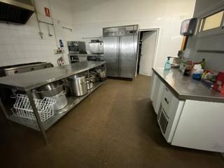 Umzug Geschäftsraum in Raval. Traspaso cocina industrial raval