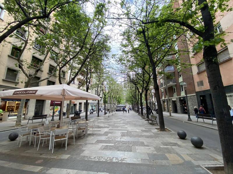 Foto 5a47c4e6-b314-4877-b033-427583788136. Traspàs local comercial a L´Antiga Esquerra de l´Eixample Barcelona