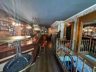 Trapasso Locale commerciale in Barri de les Corts. Traspaso bar con licencia c2 les corts