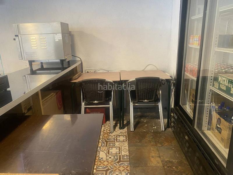 Foto fd3cf8c6-dc6d-469b-9590-011733bbbb21. Pas-de-porte local commercial dans Raval Barcelona