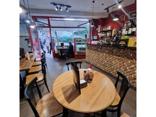 Geschäftsraum  Guinardó. Venta  bar restaurante c2 mixta con salida de humos