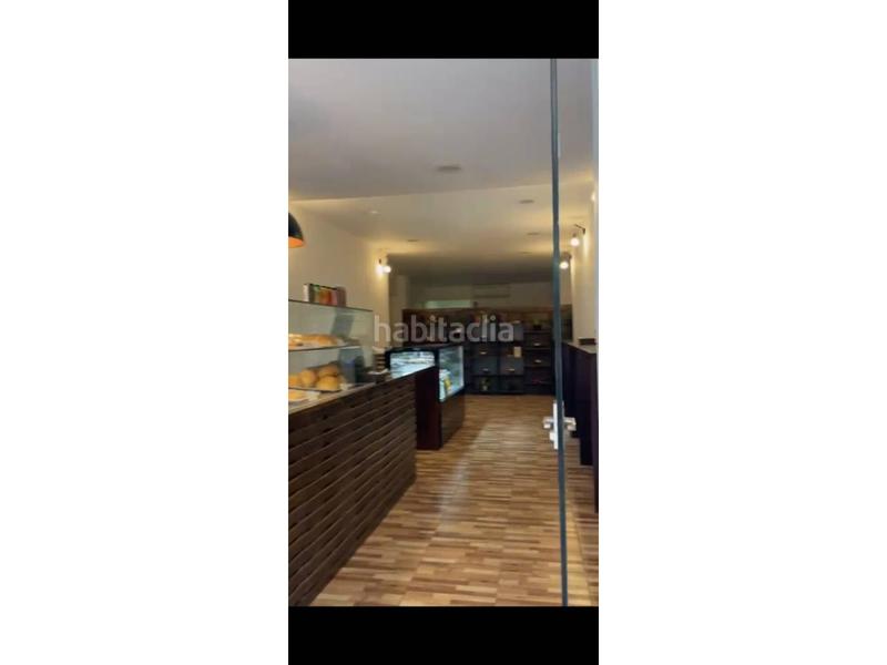Foto e84e1678-7cc0-495a-b532-8a32d49bf413. Traspaso local comercial traspaso pasteleria reposteria con obrador en gracia en Barcelona