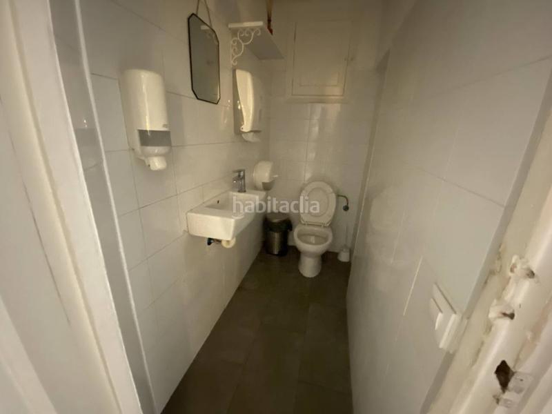 Foto d7307410-ad89-4632-a5e0-70635fa8d070. Pas-de-porte local commercial dans L´Antiga Esquerra de l´Eixample Barcelona