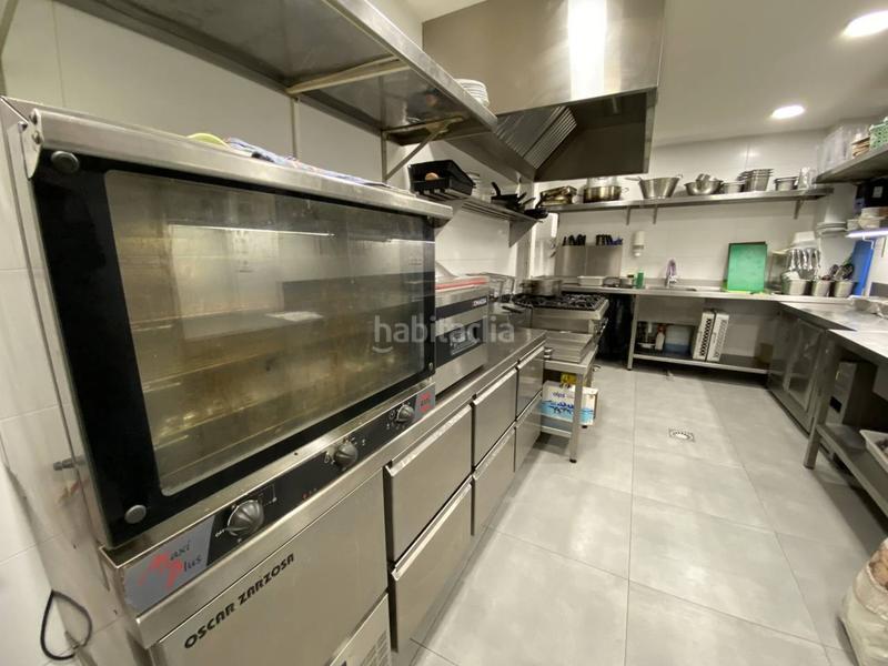 Foto 17109f94-0122-4e35-863c-31183142bb6f. Traspaso local comercial restaurante esquinero c3 eixample izquierdo en Barcelona