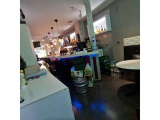 Traspaso Local Comercial en Congrés - Indians. Traspaso bar restaurante c2 con salida de humos y terraza en con
