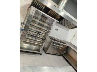Trapasso Locale commerciale in Can Clos-Pinetons. Traspaso obrador take away en ripollet