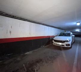 Parking coche en Blasón 8