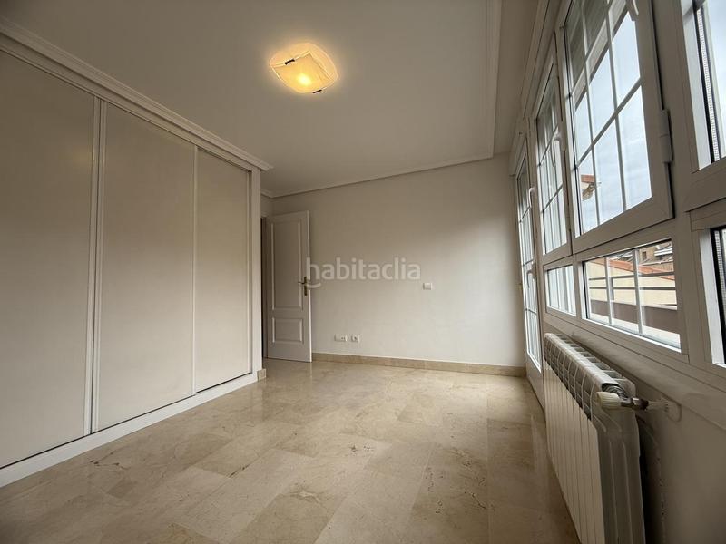 Foto cb7337a1-4641-49e1-be80-8c911406c139. Affitto casa a schiera con riscaldamento piscina in Boadilla del Monte