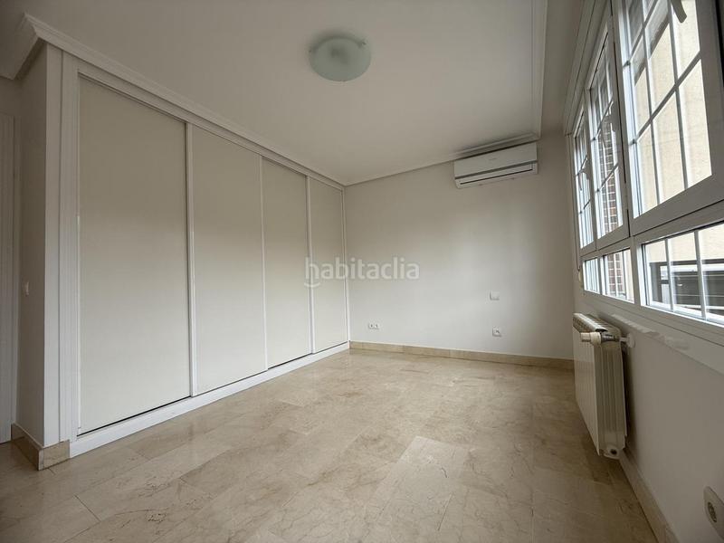 Foto 4ef84925-26be-4ef8-9035-a67a800e6e08. Miete reihenhaus mit heizung pool in Sector S Boadilla del Monte