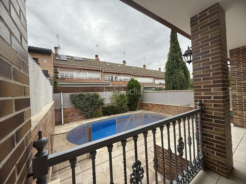 Foto feef3f88-4f18-4f5f-996c-b48c53eb8cf3. Miete reihenhaus mit heizung pool in Sector S Boadilla del Monte