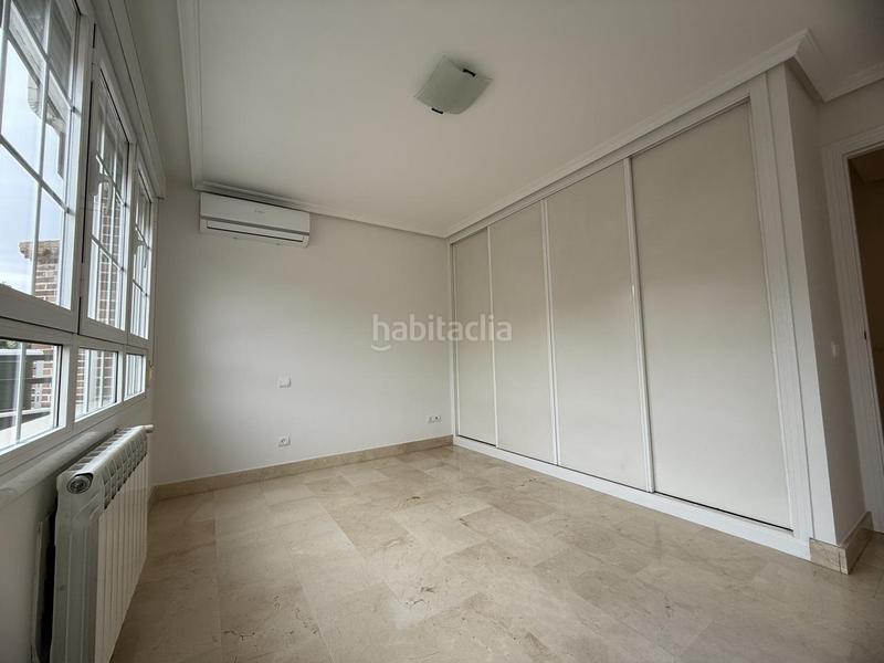 Foto 05b7c918-ac67-492d-afa5-ab56fecaea07. Rent semi detached house with heating pool in Sector S Boadilla del Monte